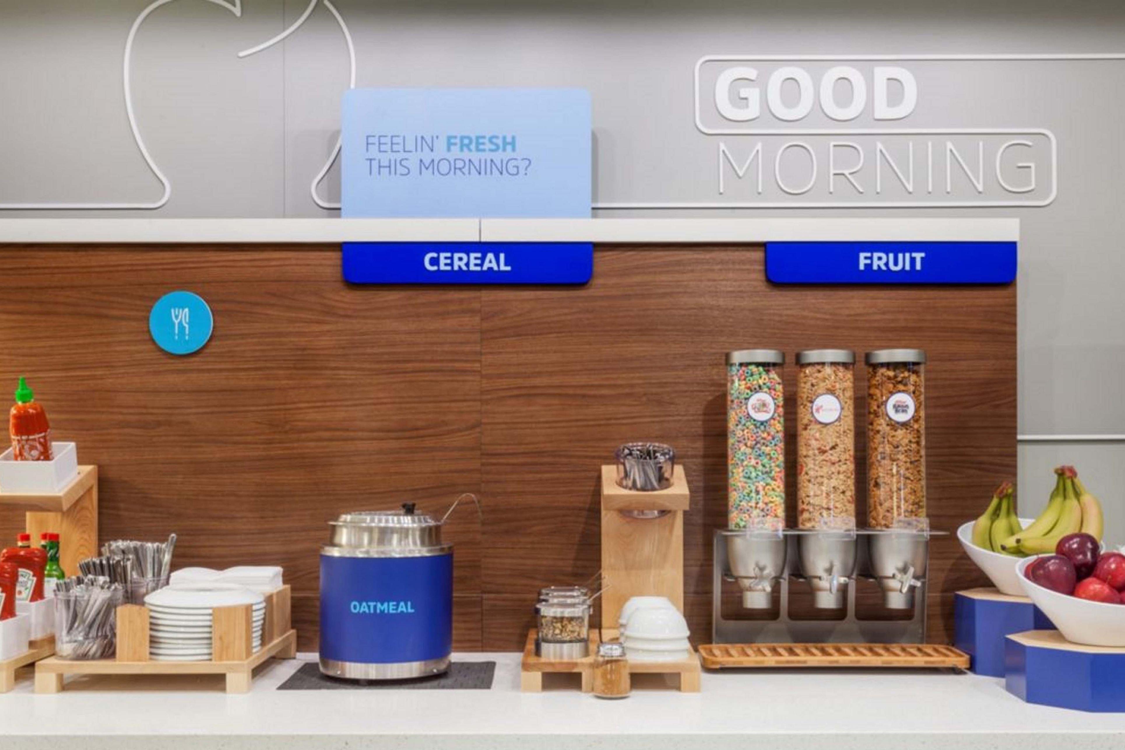Holiday Inn Express Hotel & Suites Canton By Ihg Εξωτερικό φωτογραφία