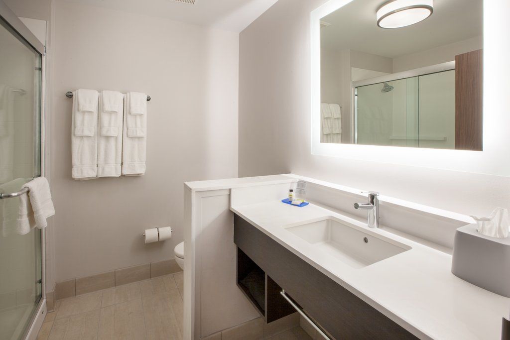 Holiday Inn Express Hotel & Suites Canton By Ihg Εξωτερικό φωτογραφία