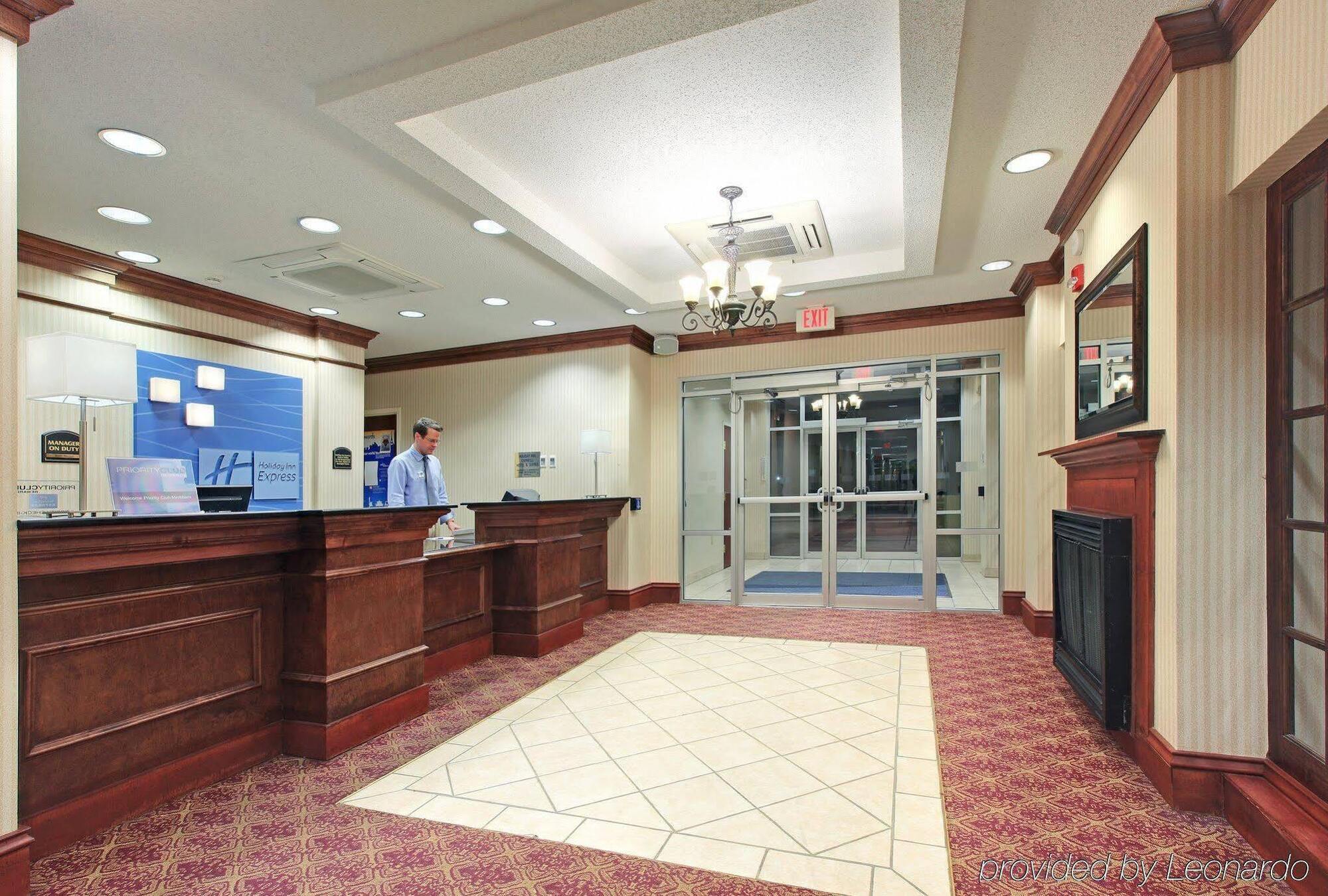 Holiday Inn Express Hotel & Suites Canton By Ihg Εξωτερικό φωτογραφία
